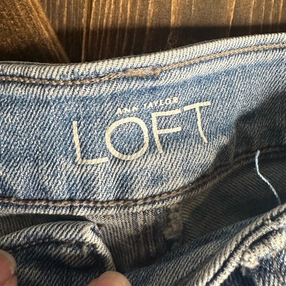 (16)EUC• Ann Taylor Loft• size 27/4• curvy•Cuffed•Cropped - Picture 3 of 8